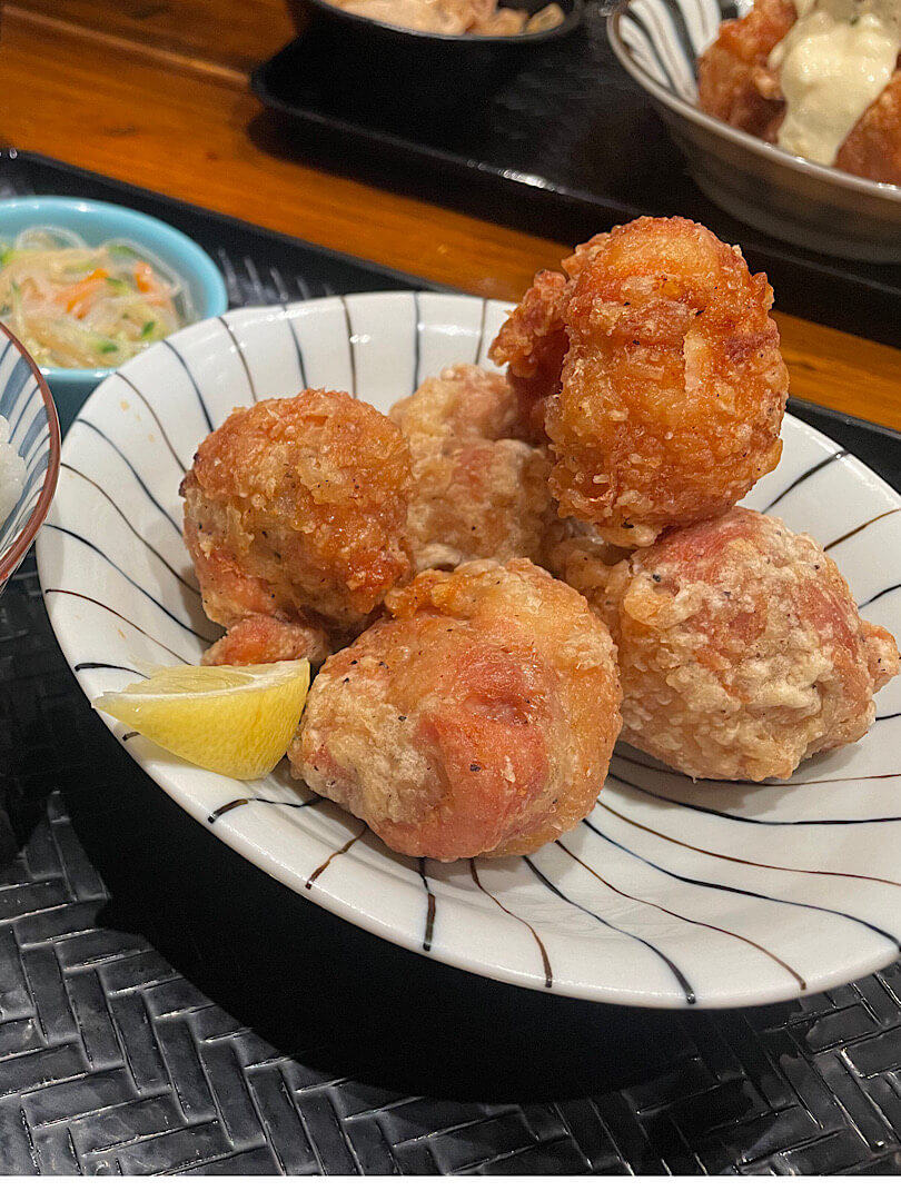 注文した唐揚げ定食(2)