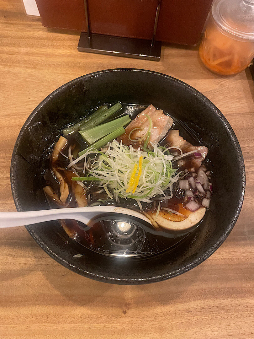 銀座創龍の看板メニューの「大江戸焦がし醤油」