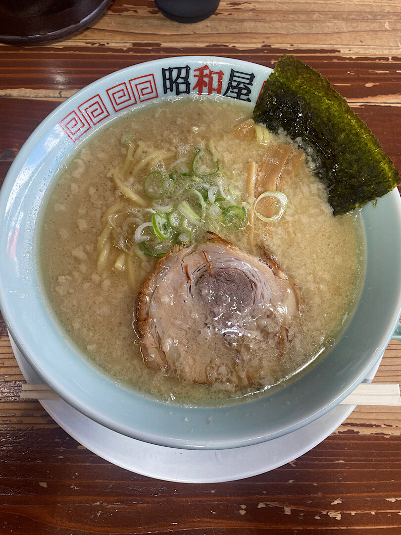 昭和屋の醤油らーめん