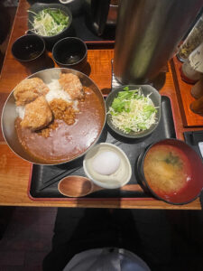 ふくの鳥の「鳥屋のカレーラース」