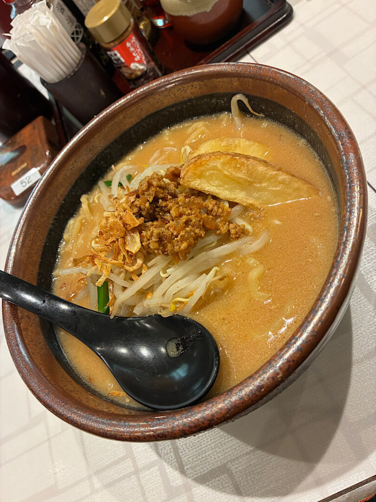 田荘商店（海浜幕張店）の味噌らーめん