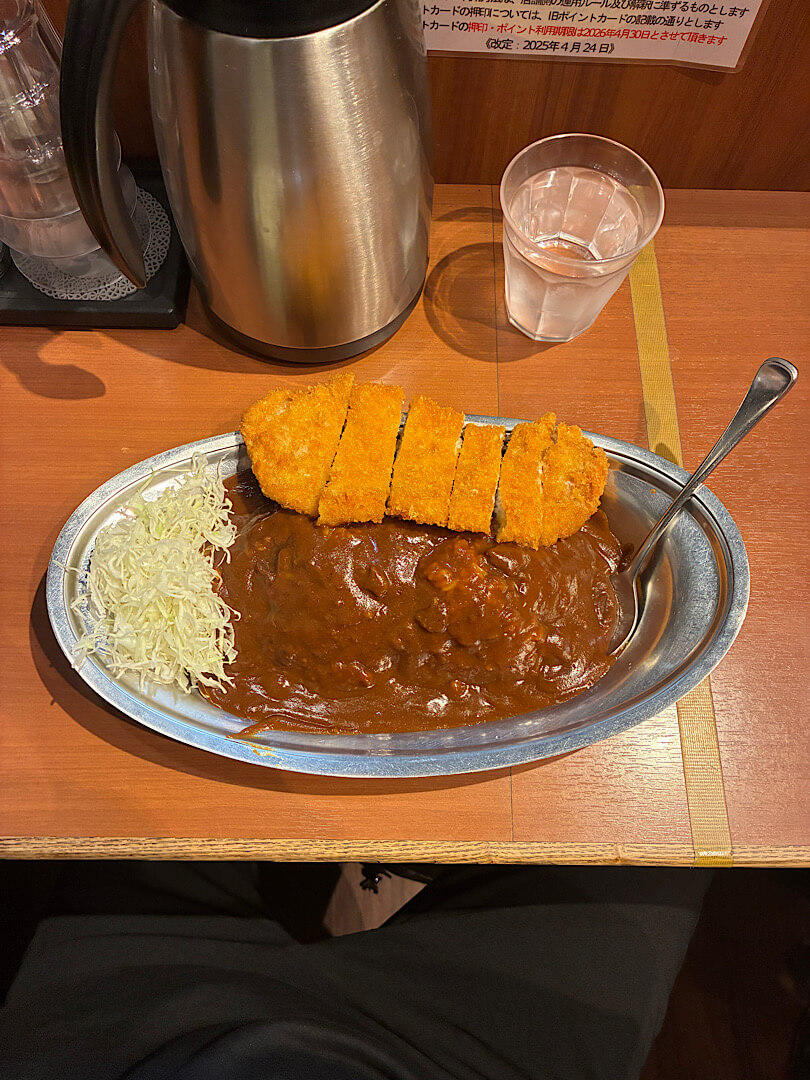 秋葉原のアルバのロースカツカレー（３）
