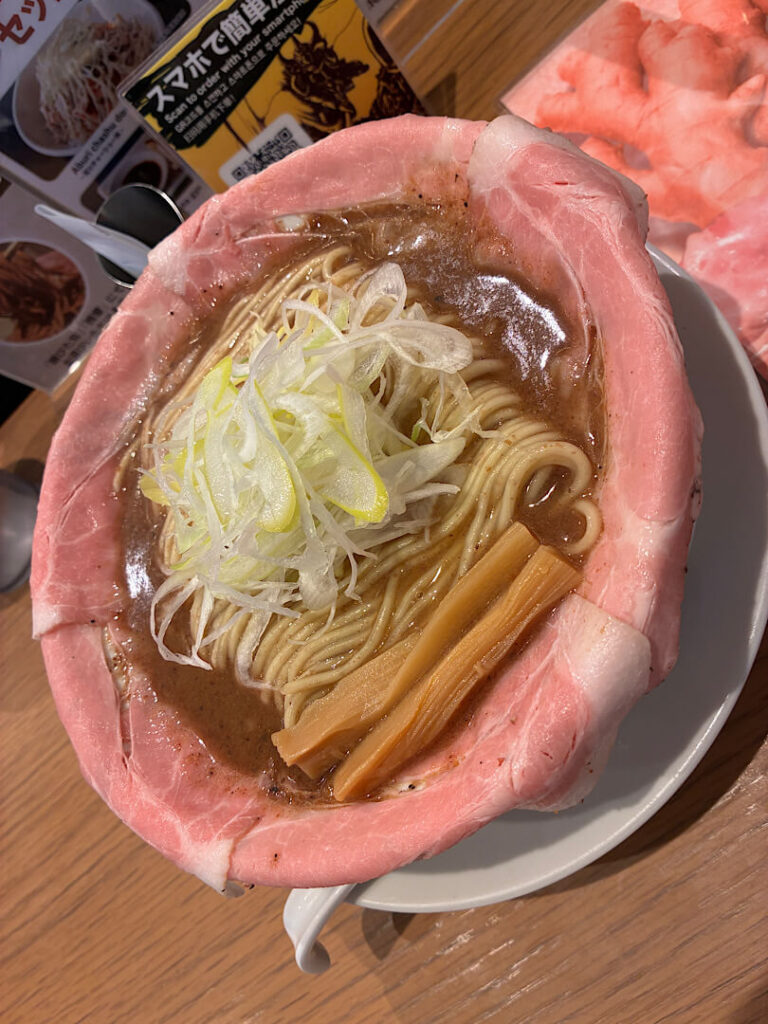 ラーメン大戦争の関西だし醤油ラーメン（２）