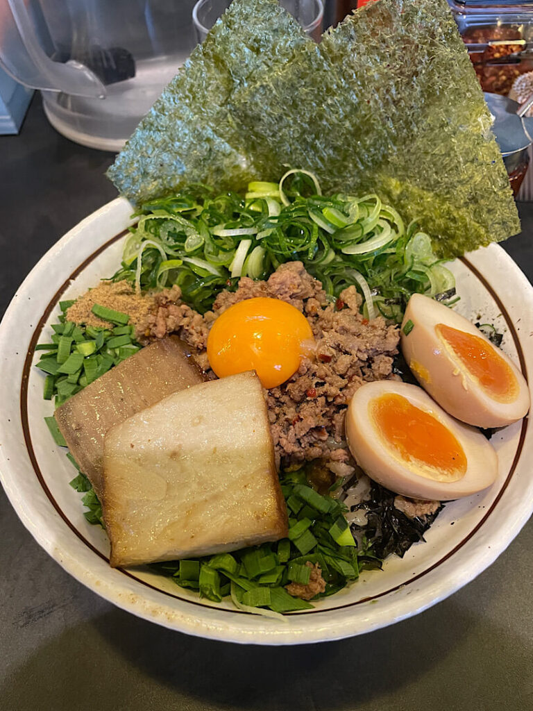 麺屋はるかのまぜそば（１）